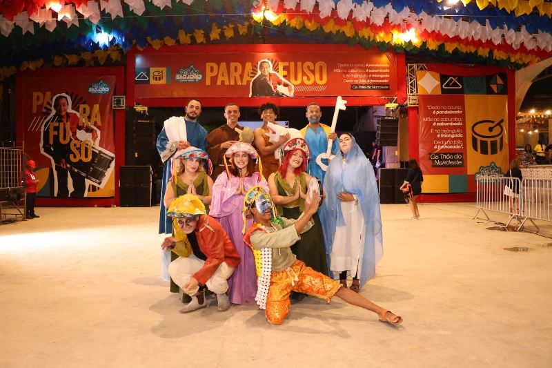 Vila Sítio São João encerra o primeiro final de semana de shows com Toca do Vale, 3 do Nordeste, Luan Estilizado e Raynel Guedes