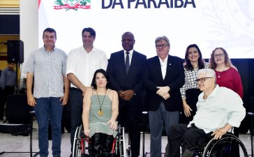 Pollyanna celebra ao lado de João, adesão da PB ao Plano Nacional da Pessoa com Deficiência