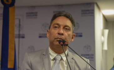 Deputado Fábio Ramalho exige que Governo do Estado regularize abastecimento de água para cidadãos de Lagoa Seca/PB