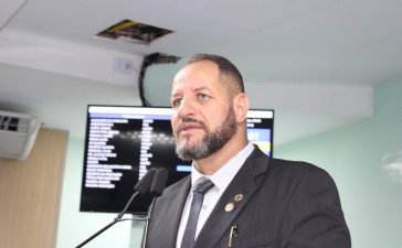 Vereador Sargento Wellington Cobra protocola 23 projetos de lei em benefício da população de Campina Grande