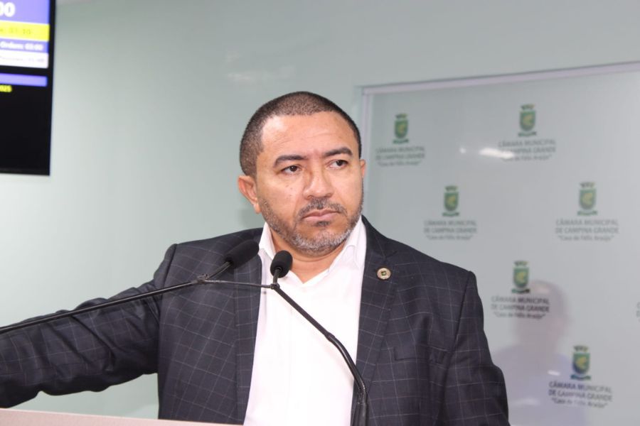 Alexandre critica mudança de nomenclatura de secretaria do Estado e silêncio dos deputados conservadores